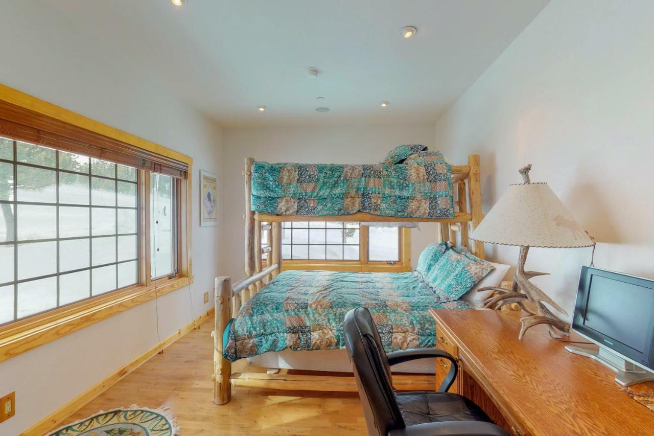 Antler Ridge Villa บิกสกาย ภายนอก รูปภาพ